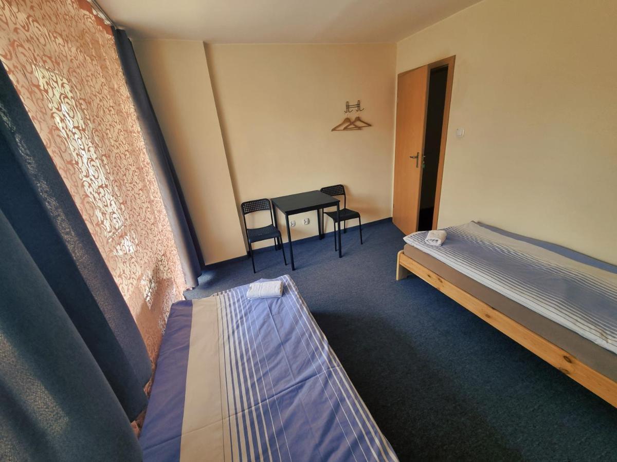 Wilanow House Hostel Warsaw Luaran gambar